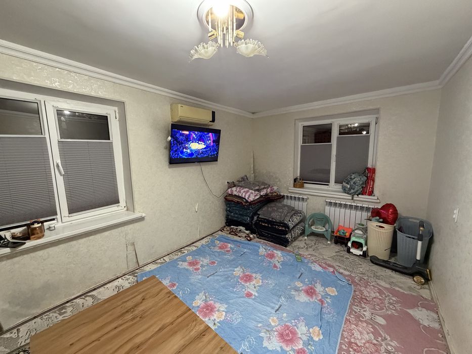 Сотилади 1 хона 4 этаж 4 этажлик гиштлик дом ипотека булади кинап