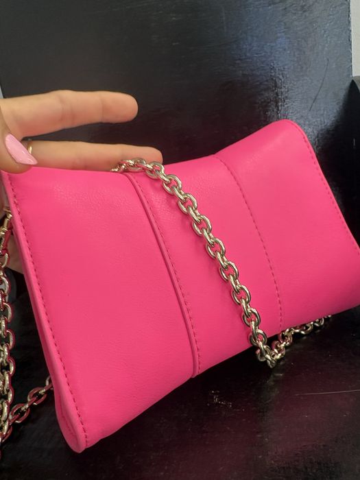Дамска розова чанта Furla