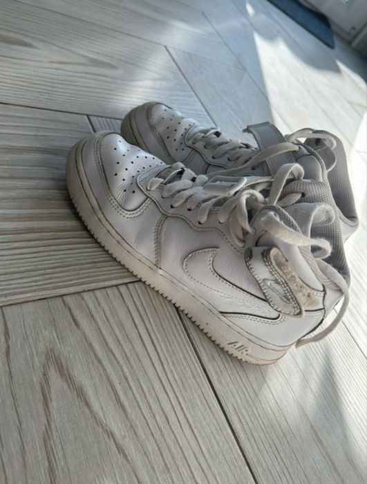 Air Force 1 Mid