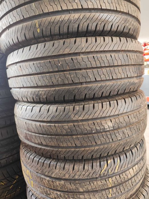 4бр.летни гуми 215/65/15C Continental