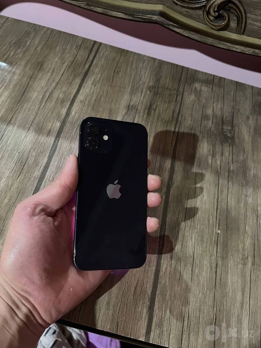iphone 12 128/ 74 yomkisi ekrani olmashgan