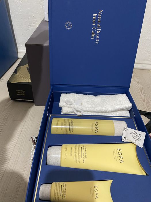 Set de ingrijirea parului