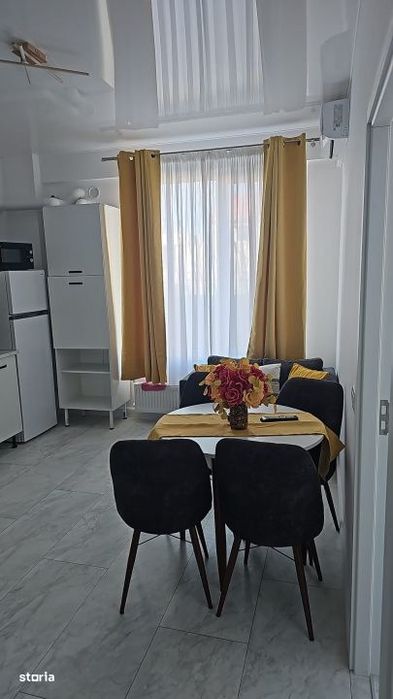 2 camere parter de vanzare – complet mobilat, pozitie excelenta lang