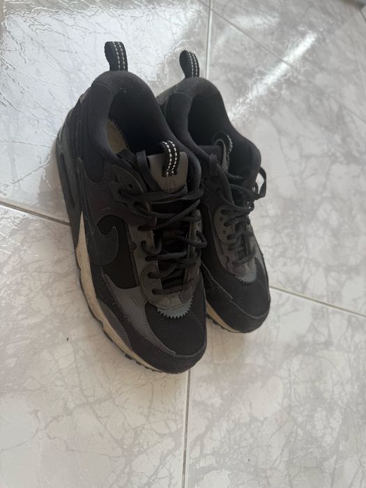 Женские кроссовки Nike