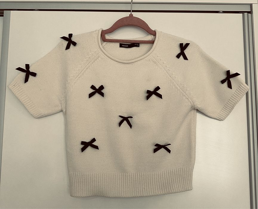 Плетена блуза с къс ръкав и панделки