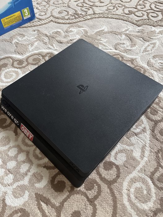 Playstation 4 slim terabyte