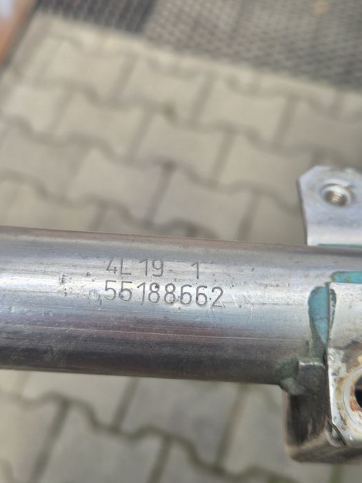 Conducă apă Opel Astra H 1.9