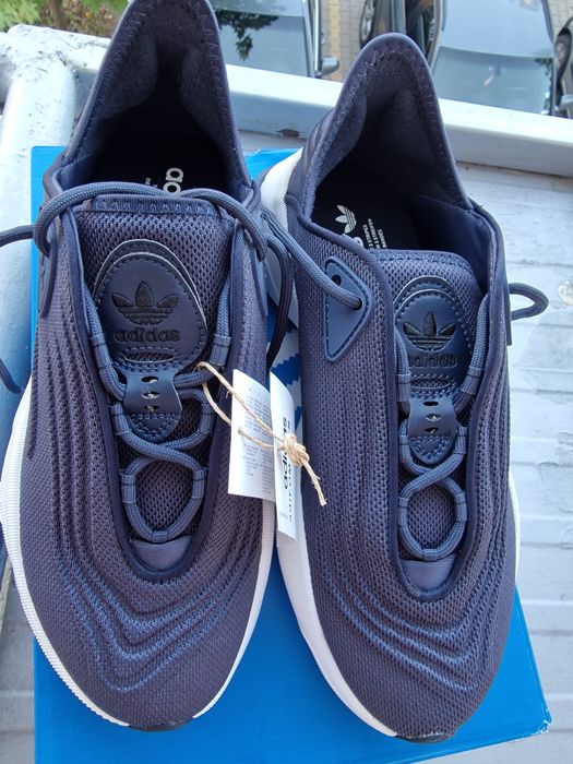 Маратонки Adidas