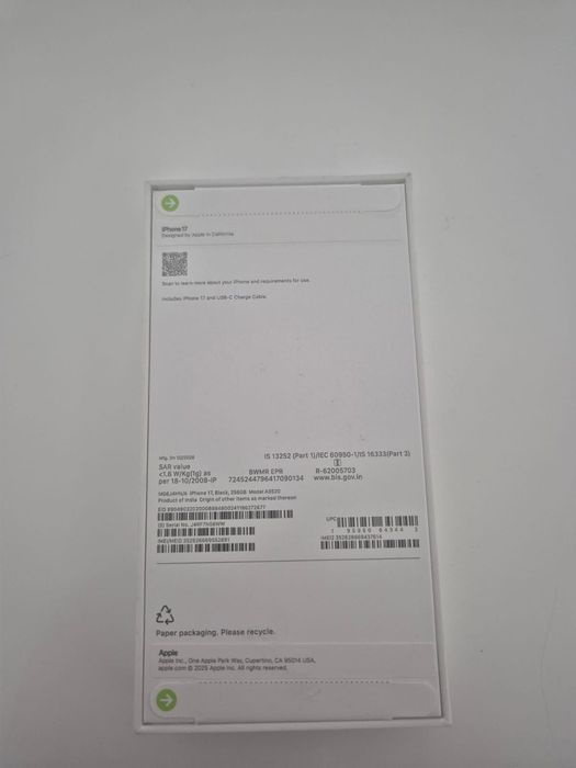 Продам новый 17 айфон