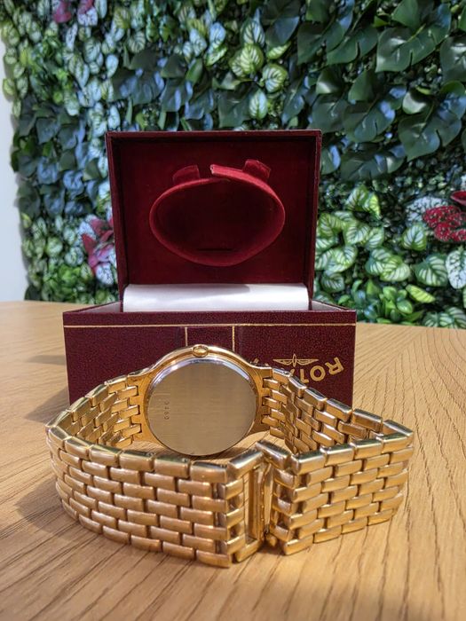 Часовник Swiss Rotary Gold Tone 34mm 1990