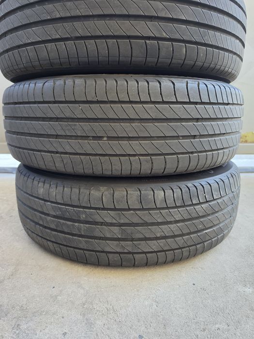 4 Броя 195/60/18 Michelin 2x5,8mm 2x5,5mm 24dot