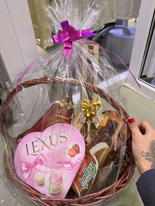 Подарочные наборы корзины