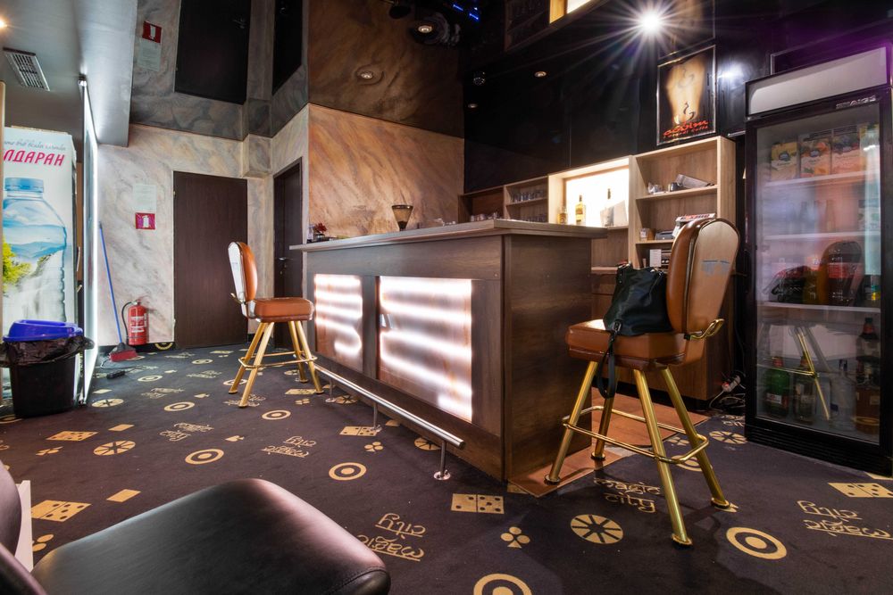 Търговски имот 390 кв.м за продажба – бул. „Източен“, Пловдив*