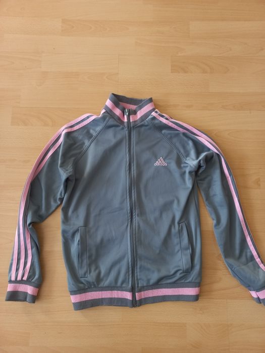 Оригинални спортен екипи  2 броя