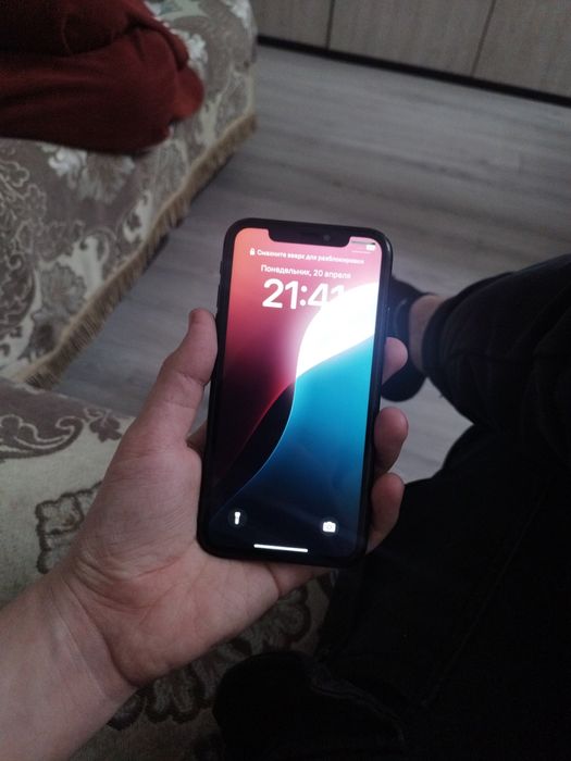 iPhone  XR  64gb