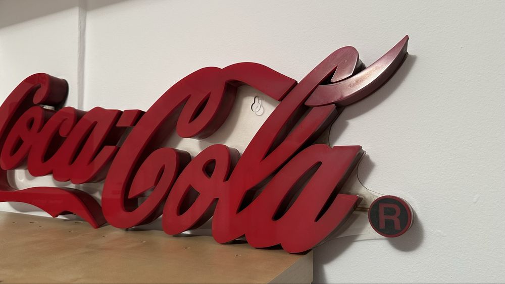 Reclama luminoasa Coca Cola