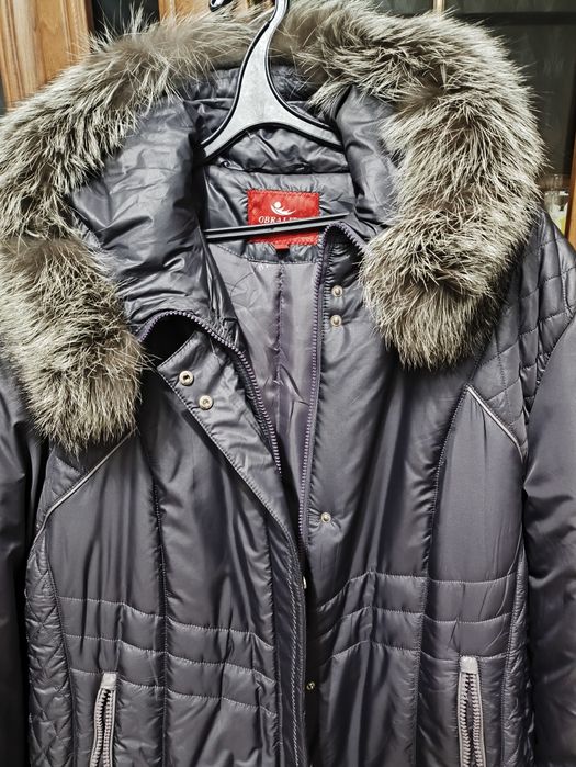 Продам куртку женскую
