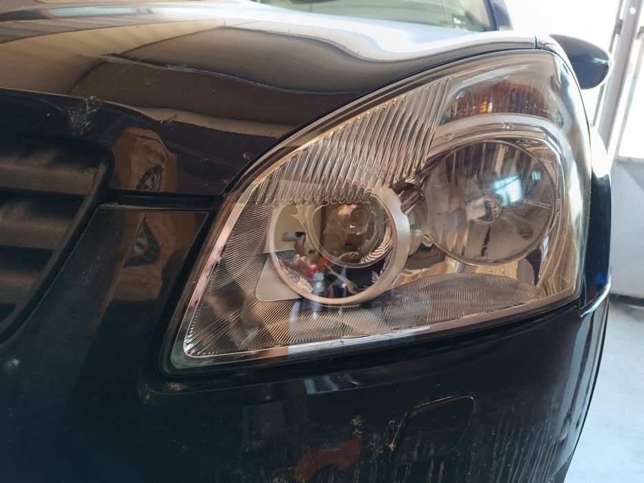 Полиране на фарове