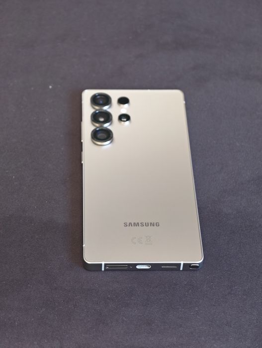Samsung s25 ultra 512gb Titanium Gray С 1 година гаранция