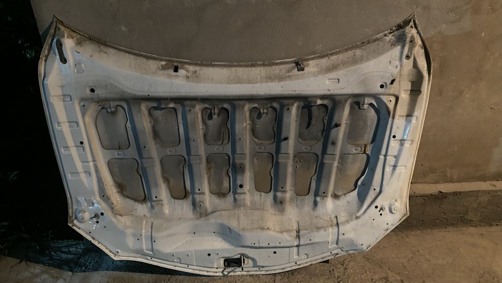 Капот Toyota 45