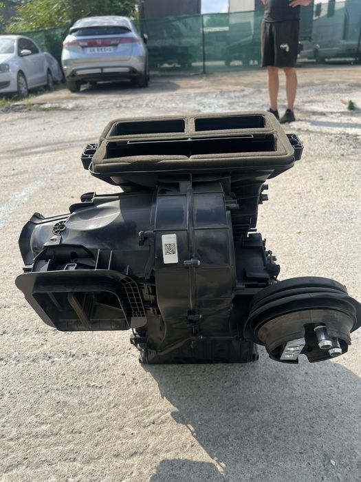 Carcasa ventilatie habitaclu bmw F40 F44