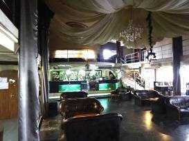 Constructii si teren - hotel si terasa