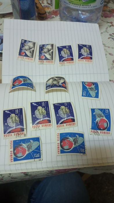 Vând colecție de timbre