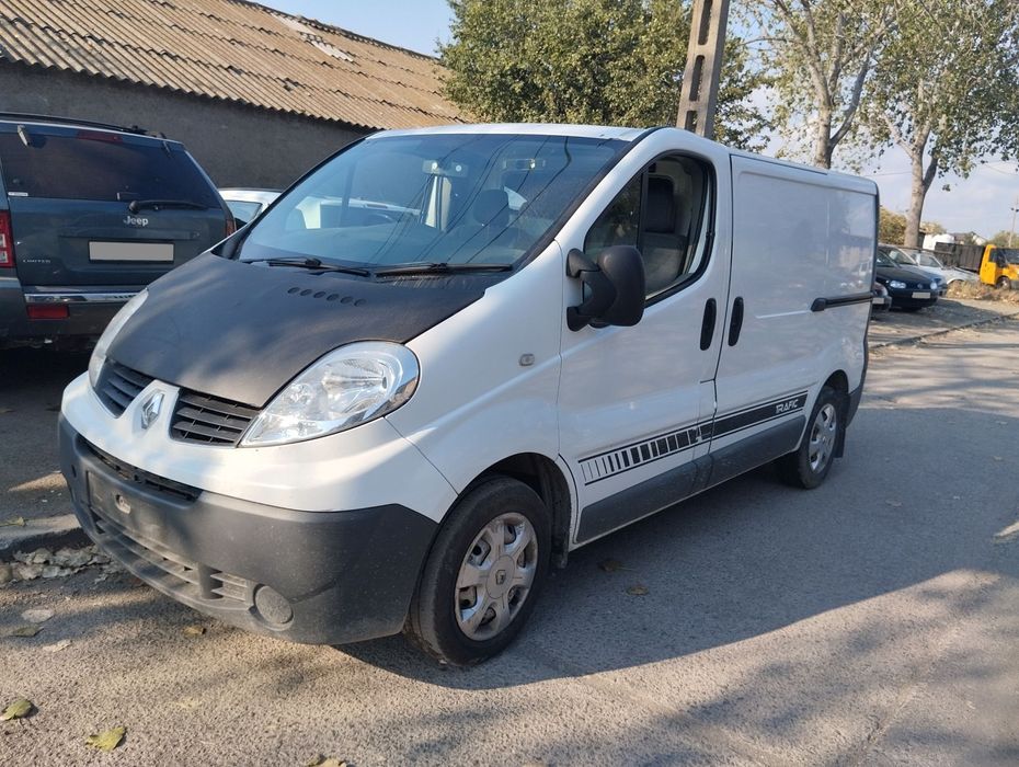 Dezmembrari  Renault TRAFIC 2  2001  > 0000 2.0 dCi 115 (FL01, FL0U)