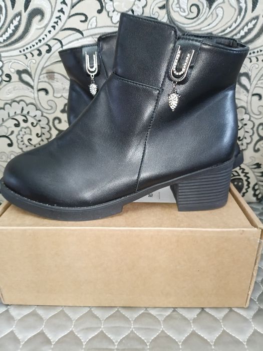 Зимние сапоги новые