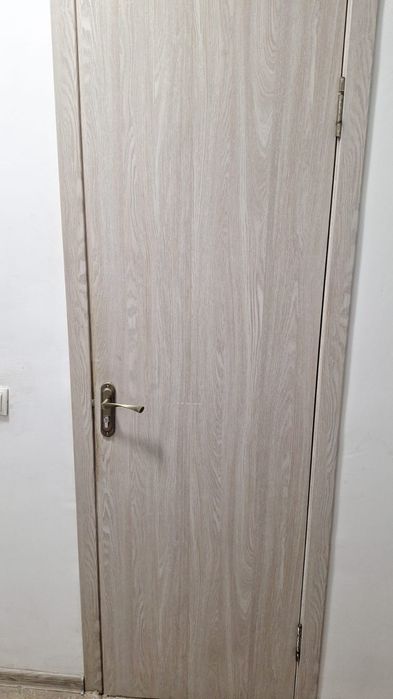 СРОЧНО продам 3 двери