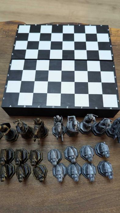 Луксозен 3D принтиран шах „Хари Потър“ – Wizard Chess | Колекционерски комплект