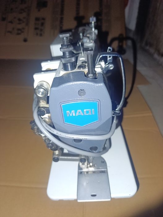 Прямо строчная промышленная машинка