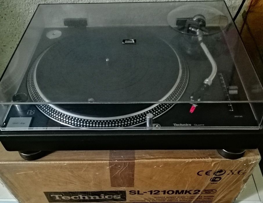 Pick-up Technics SL 1210 mk2