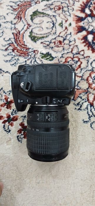 Nikon d 7000 foto aparati sotiladi