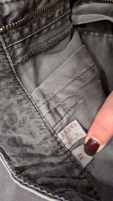 Esprit панталон/дънки