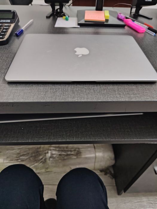 MacBook Air 13-inchb Mid 2013