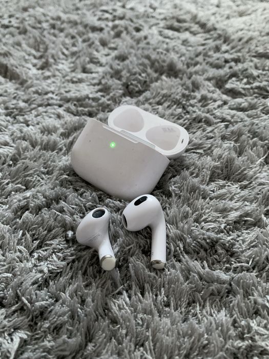 Air Pods в хорошем качестве