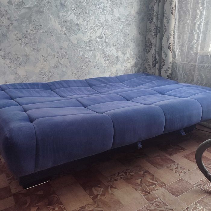 Продам диван в хорошем состоянии