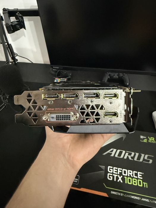 Vand placa Video 1080ti 11gb Aorus