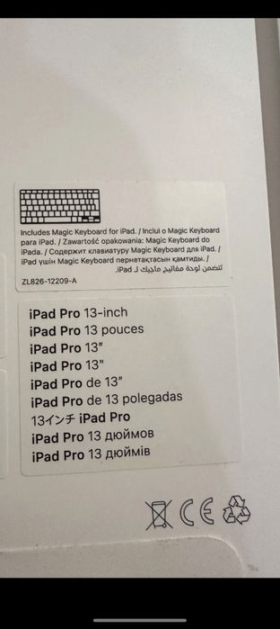 Apple Magic Keyboard for ipad 13 " pro M4 New!
