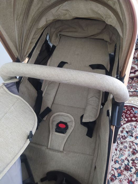 400 минга коляска сотилади холати Зур. Янги умуман ишлатмадим