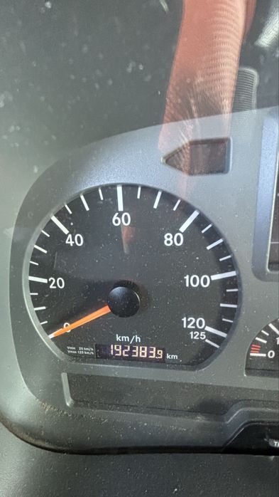 Vând Mercedes Axor 1840