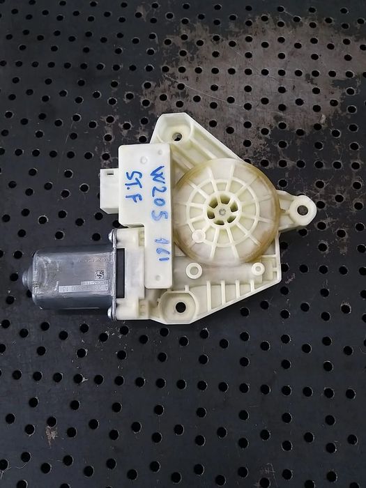 Motoras macara stanga fata mercedes c class w205 a0997202300