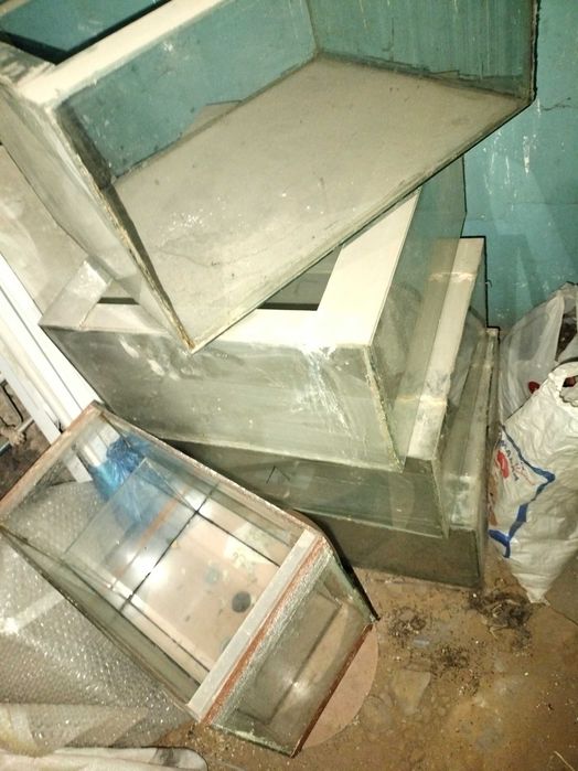 Продам аквариумы б/у.