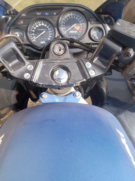 Kawasaki ninja zzr 600