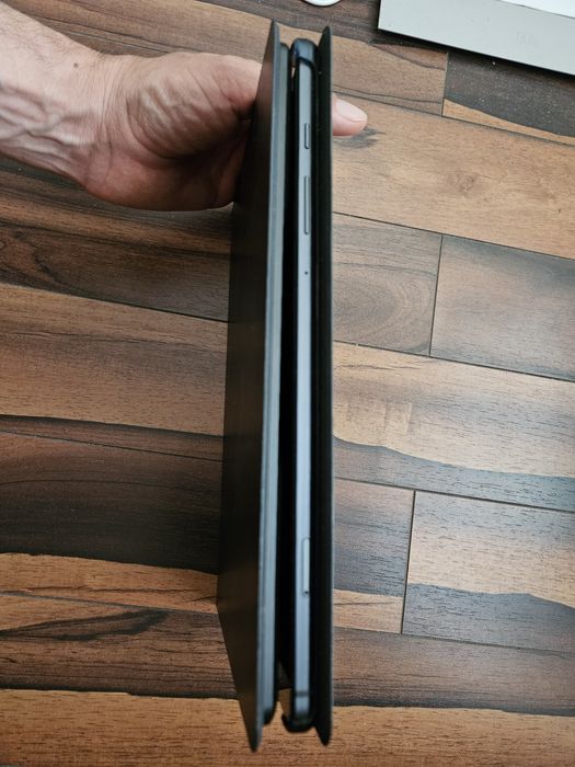 Samsung Galaxy Tab S6 Lite + tastatura Targus bluetooth