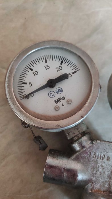 Редуцир вентил от старото родно производство