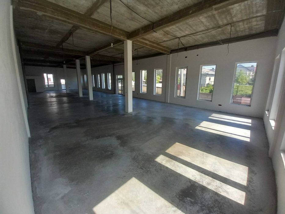 Spațiu comercial sau birouri Burdujeni demisol+parter 460 mp. 8E/mp.