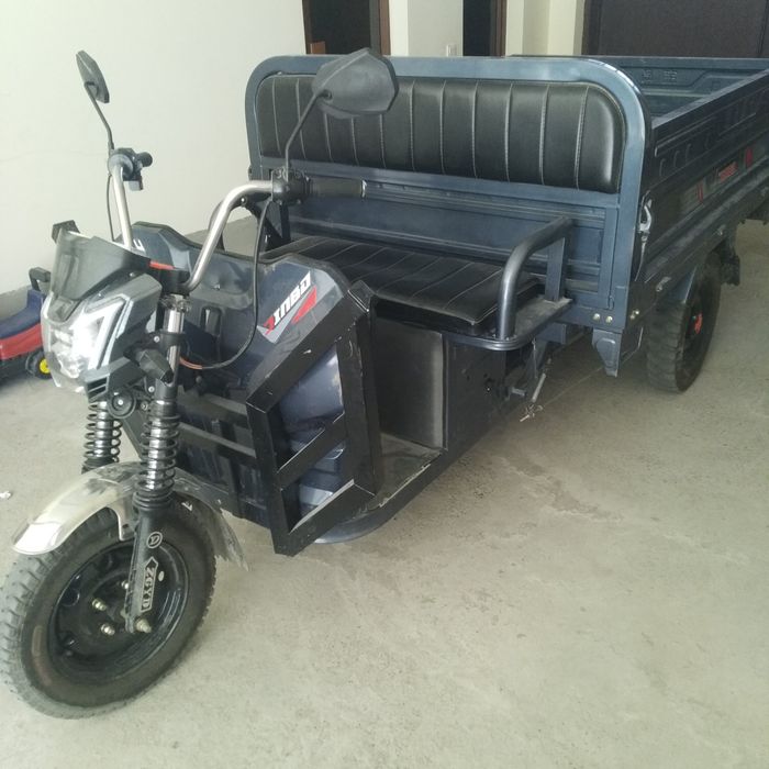 Электромотороллер тез сотилади,бартер бор,хитой дамасга