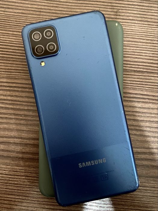 Продам Samsung 12